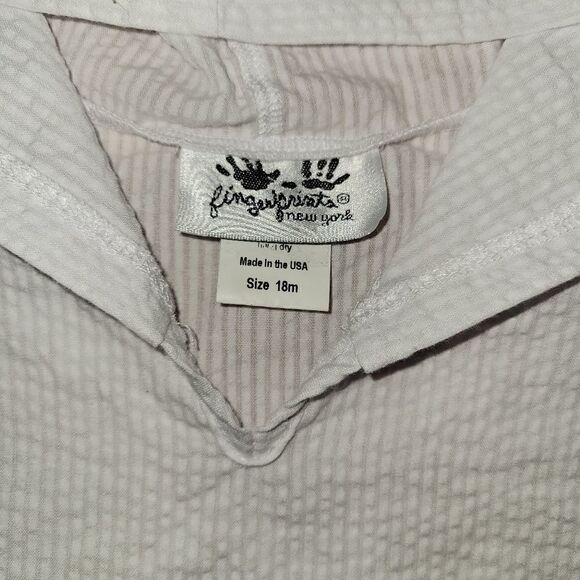 NWOT Boutique Monogramable White Seersucker Pink Pom Poms Poncho/Cover Up 18M - Picture 6 of 10